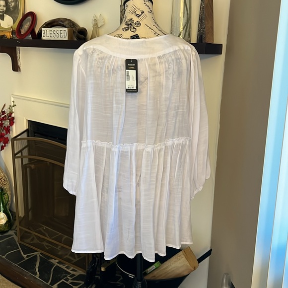 Top - Picture 3 of 5